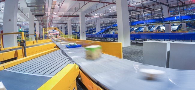 distribution industry conveyor belt
